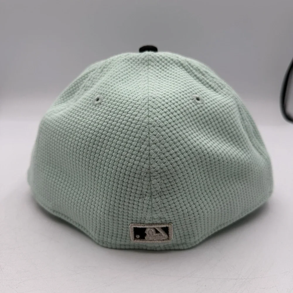 New Era 59Fifty Los Angeles Dodgers Hat Cap 7 1/4 Mint Black Thermal Knit Fitted